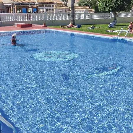 Front In With Swimming Pool Semesterbostad Torrevieja