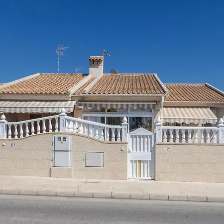 Holiday home 2 Bedroom Lovely In Torrevieja