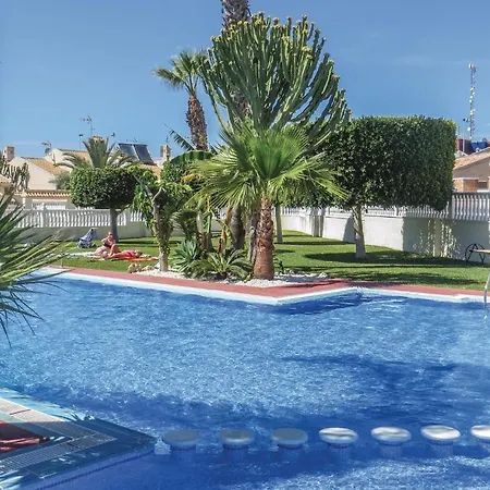 2 Bedroom Lovely In